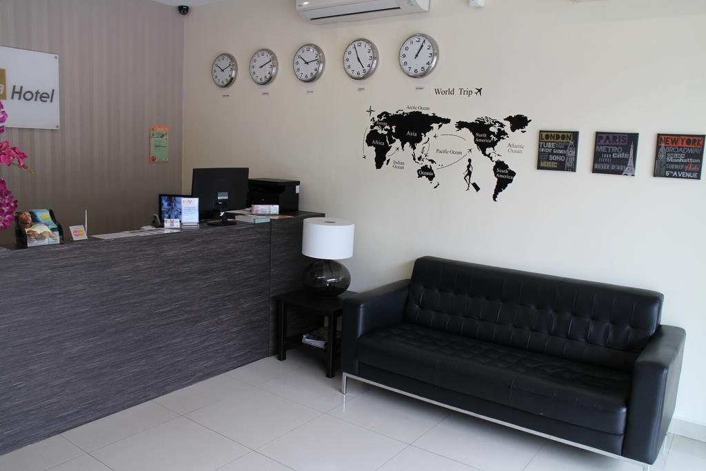 De Jaya Hotel Петалинг Джая Екстериор снимка