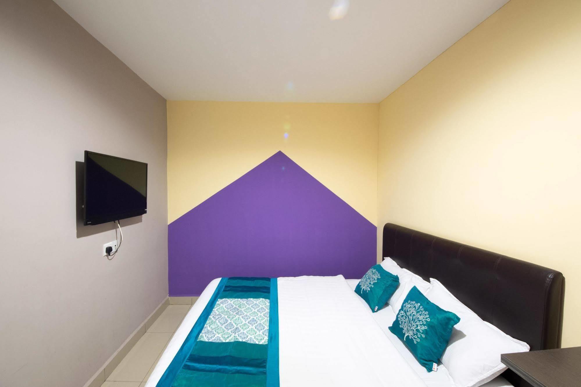 De Jaya Hotel Петалинг Джая Екстериор снимка