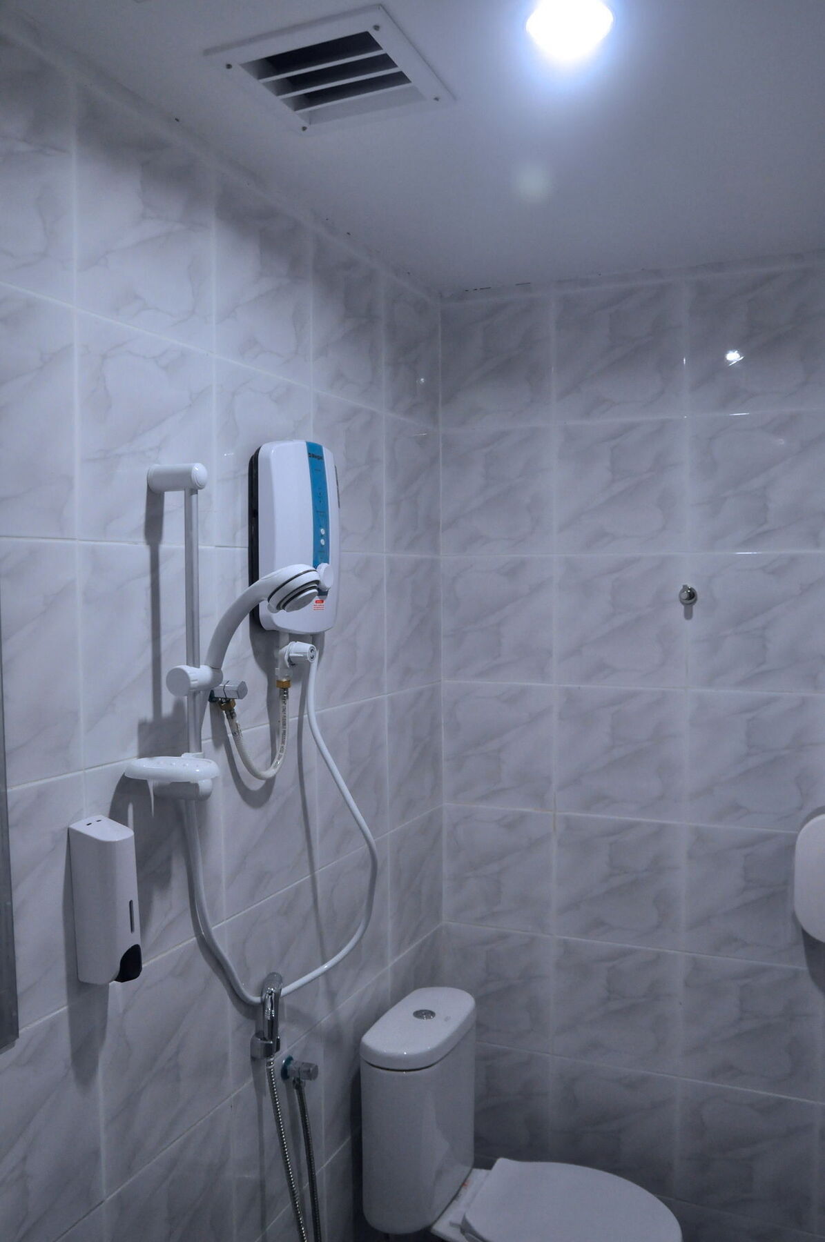 De Jaya Hotel Петалинг Джая Екстериор снимка