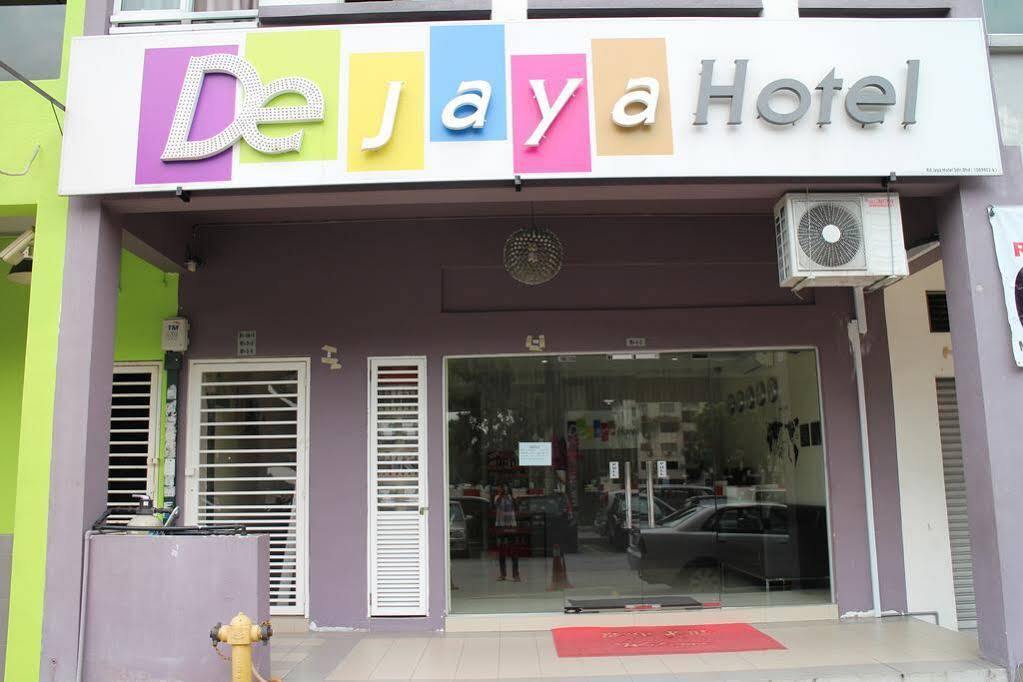 De Jaya Hotel Петалинг Джая Екстериор снимка
