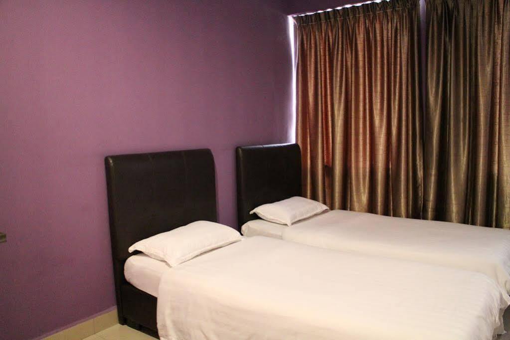 De Jaya Hotel Петалинг Джая Екстериор снимка