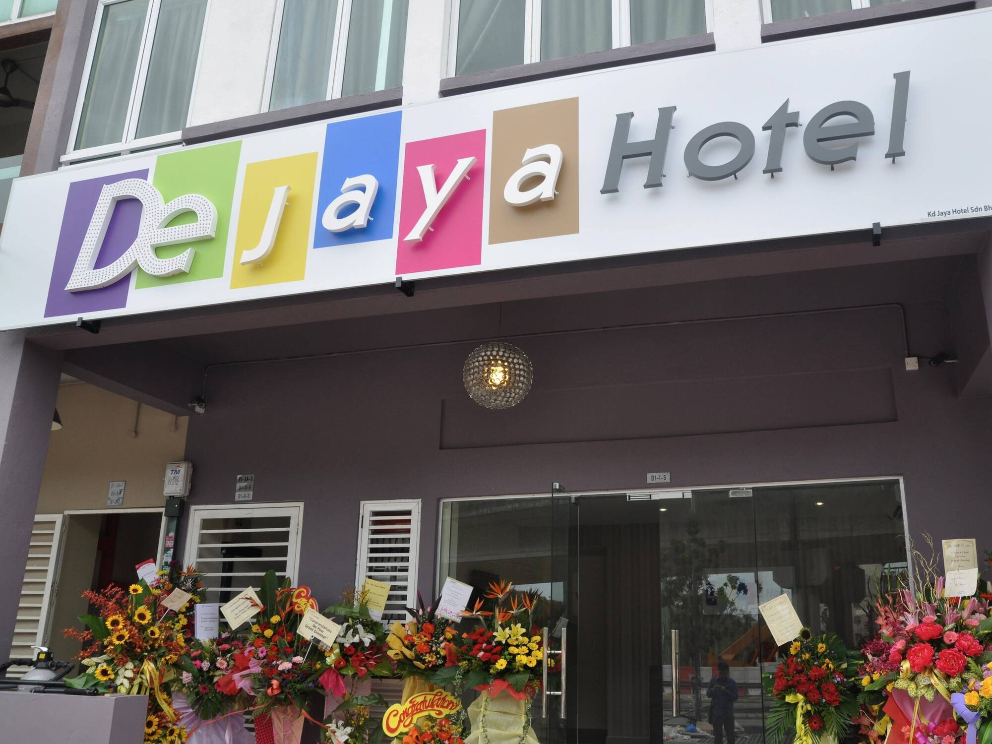 De Jaya Hotel Петалинг Джая Екстериор снимка